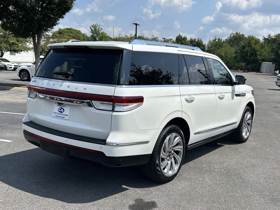 2024 Lincoln Navigator 4th Gen - Image 3 of 20