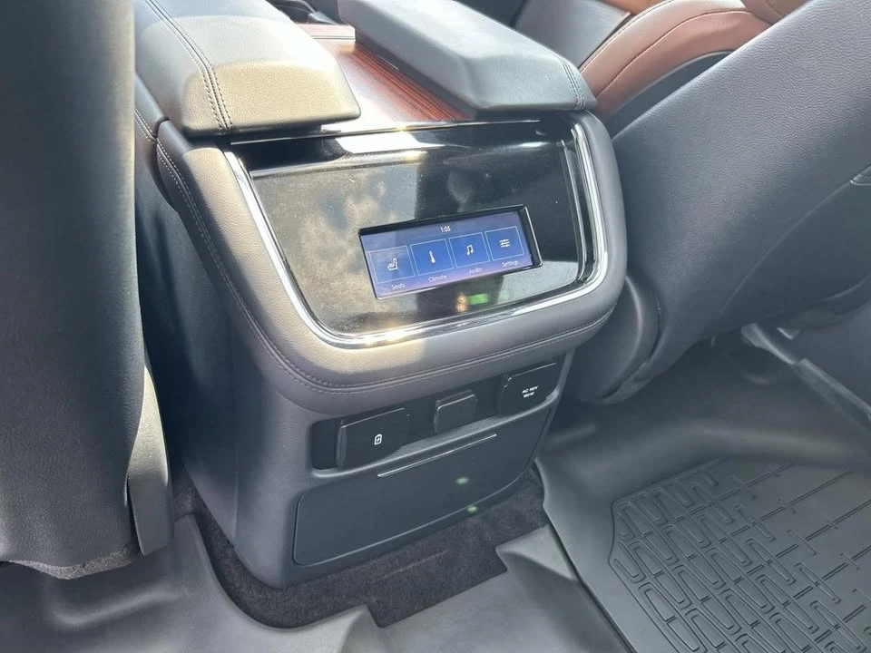2024 Lincoln Navigator 4th Gen - Image 19 of 20