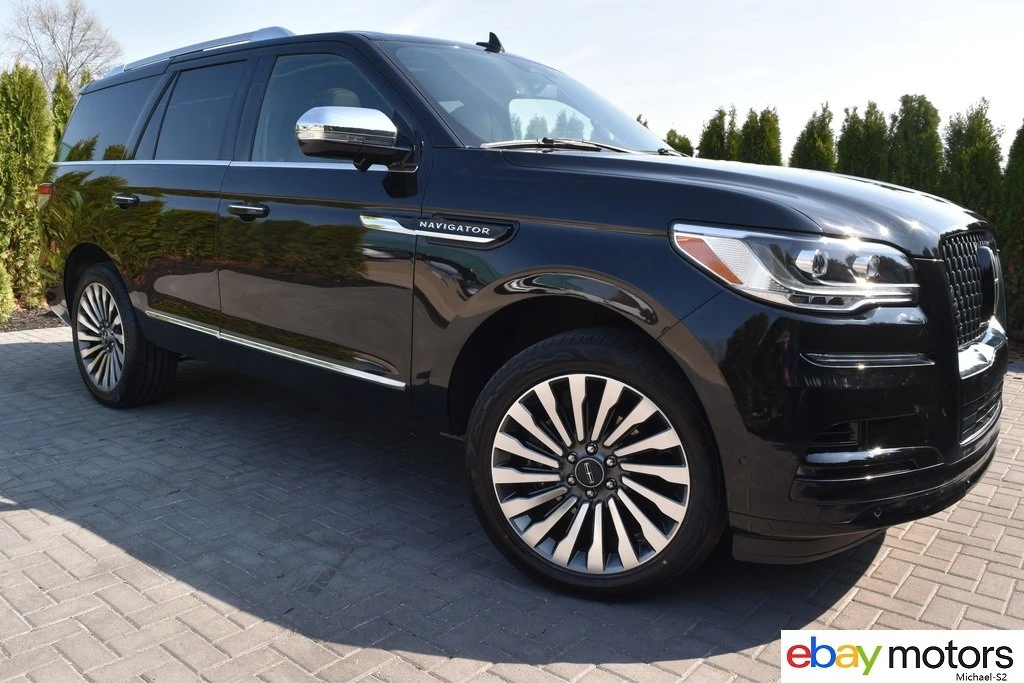 2024 Lincoln Navigator 4th Gen - Image 3 of 21
