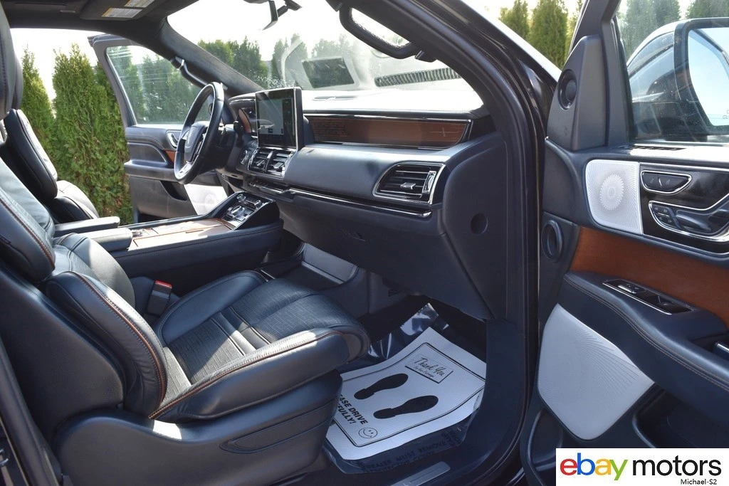 2024 Lincoln Navigator 4th Gen - Image 17 of 21