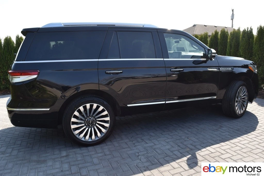 2024 Lincoln Navigator 4th Gen - Image 4 of 21