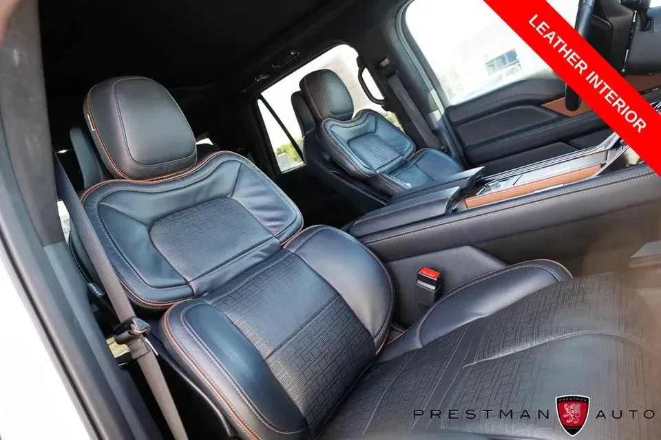 2024 Lincoln Navigator 4th Gen - Image 2 of 20