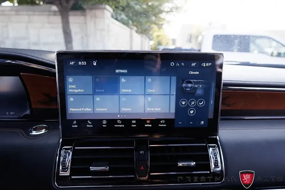 2024 Lincoln Navigator 4th Gen - Image 13 of 20