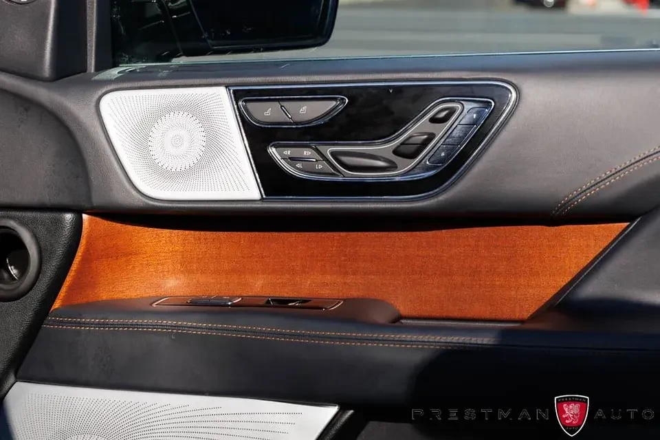 2024 Lincoln Navigator 4th Gen - Image 10 of 20