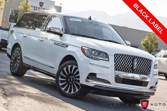 2024 Lincoln Navigator Black Label