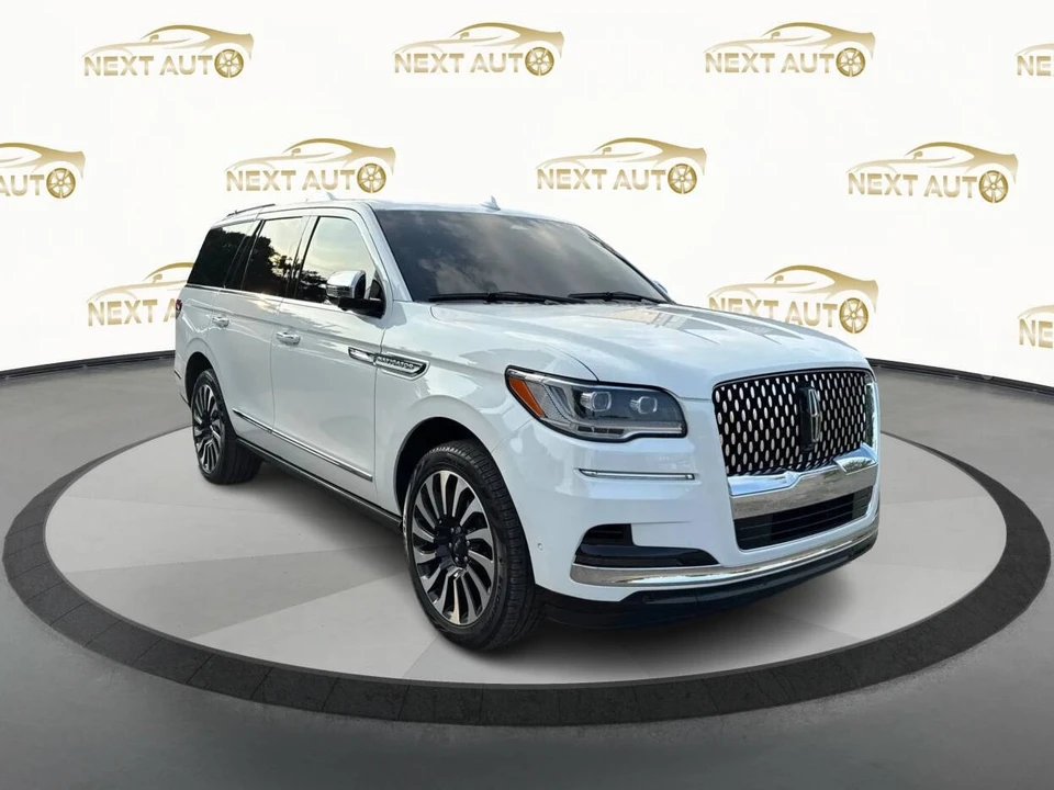 2024 Lincoln Navigator 4th Gen - Image 7 of 21