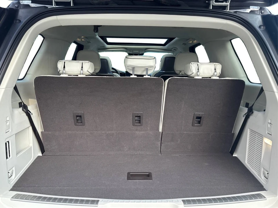 2024 Lincoln Navigator 4th Gen - Image 12 of 21