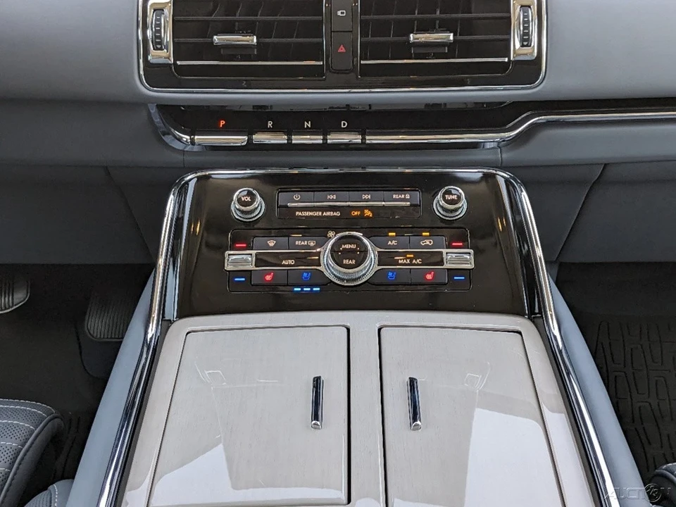 2024 Lincoln Navigator 4th Gen - Image 21 of 21
