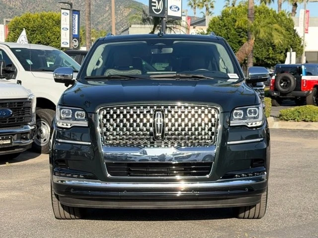 2024 Lincoln Navigator 4th Gen - Image 3 of 31