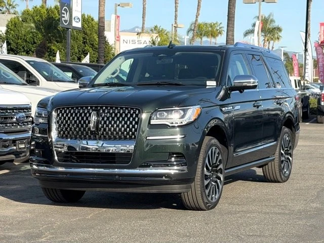 2024 Lincoln Navigator 4th Gen - Image 4 of 12