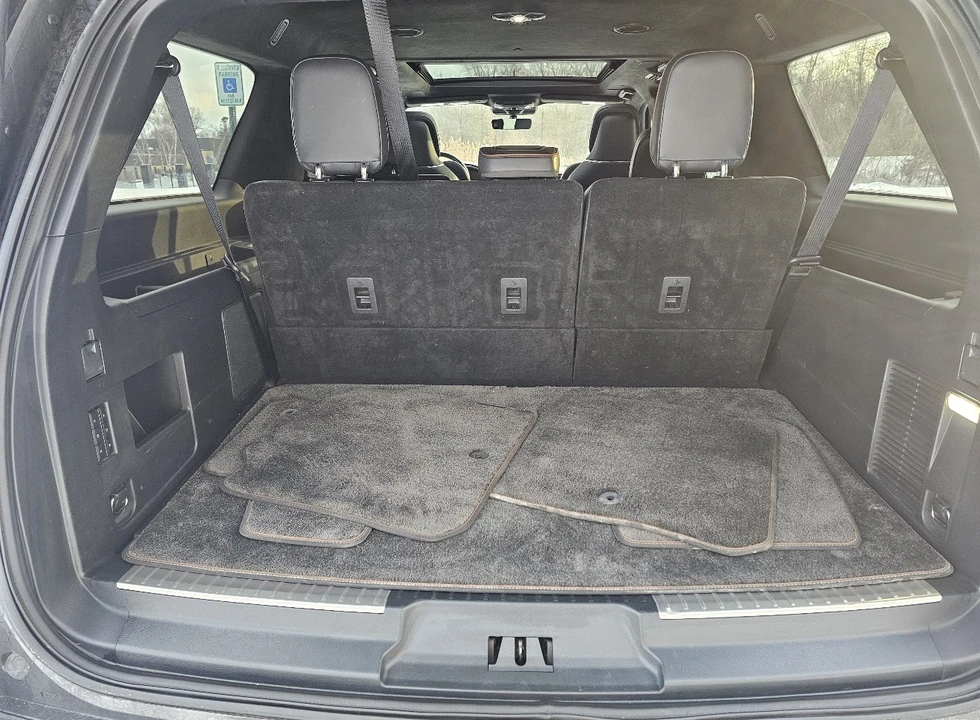 2024 Lincoln Navigator 4th Gen - Image 15 of 21
