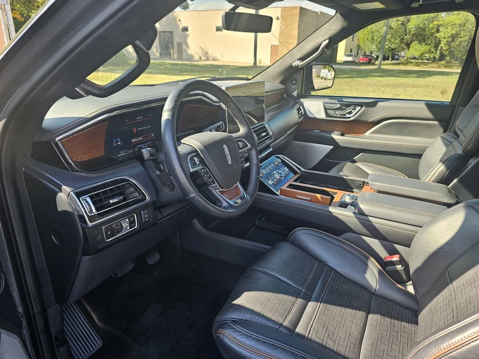 2024 Lincoln Navigator 4th Gen - Image 5 of 21