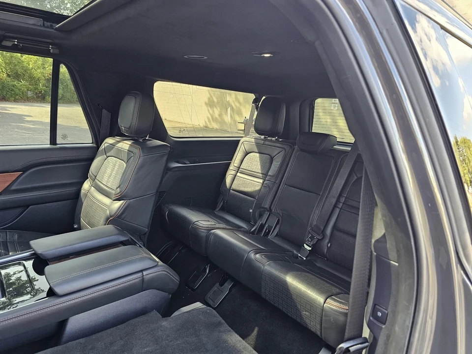 2024 Lincoln Navigator 4th Gen - Image 8 of 21