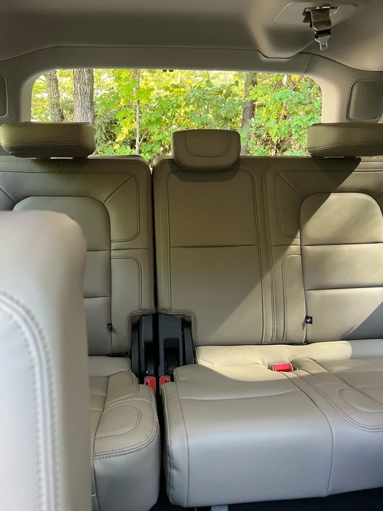 2024 Lincoln Navigator 4th Gen - Image 6 of 9