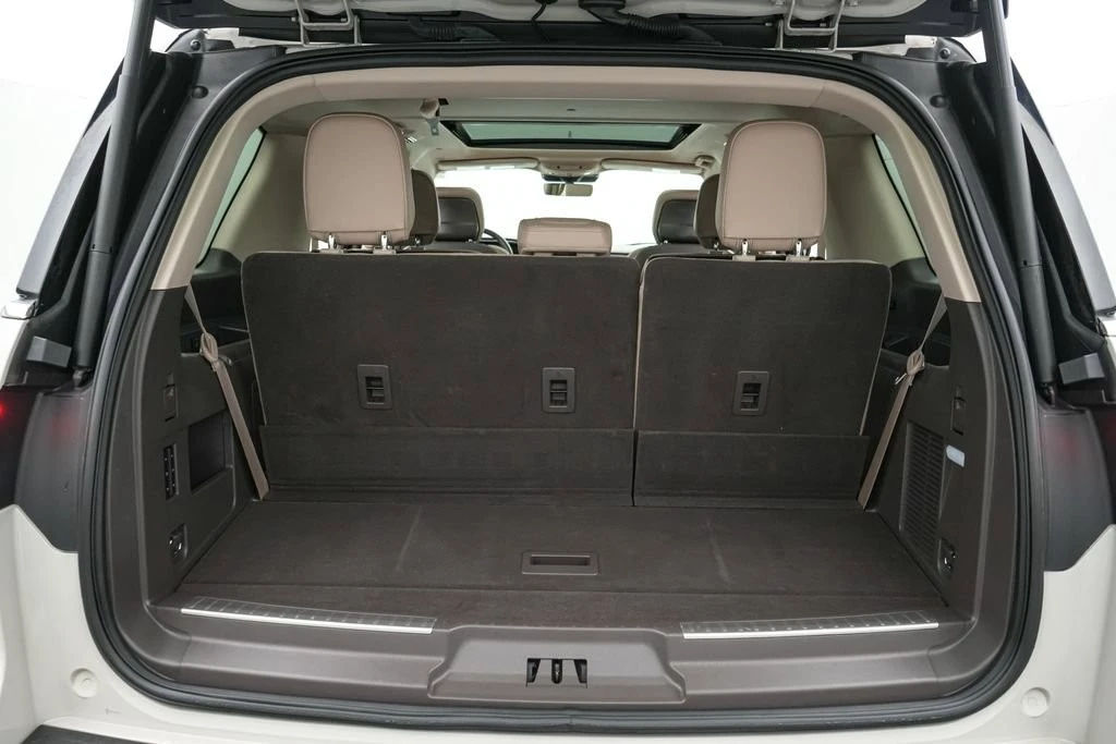 2024 Lincoln Navigator 4th Gen - Image 25 of 31