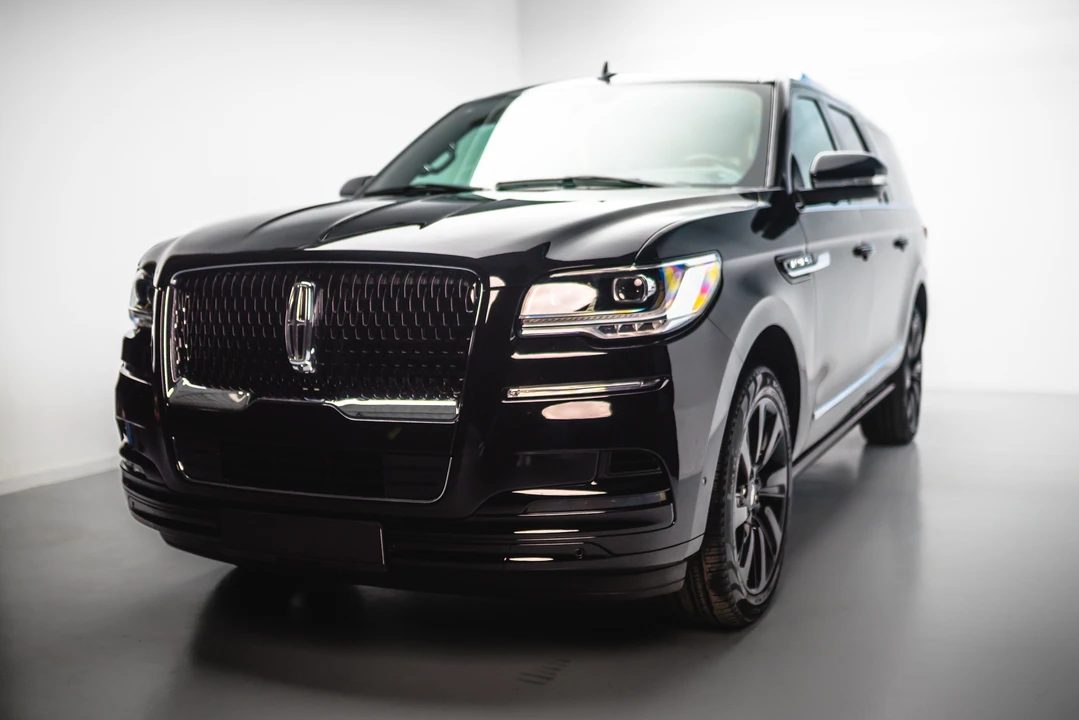 2024 Lincoln Navigator 4th Gen - Image 7 of 31