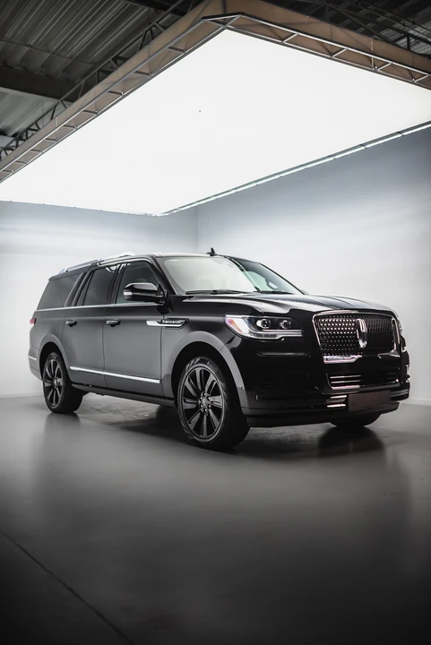 2024 Lincoln Navigator 4th Gen - Image 30 of 31