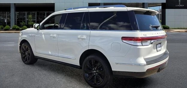 2024 Lincoln Navigator 4th Gen - Image 4 of 12