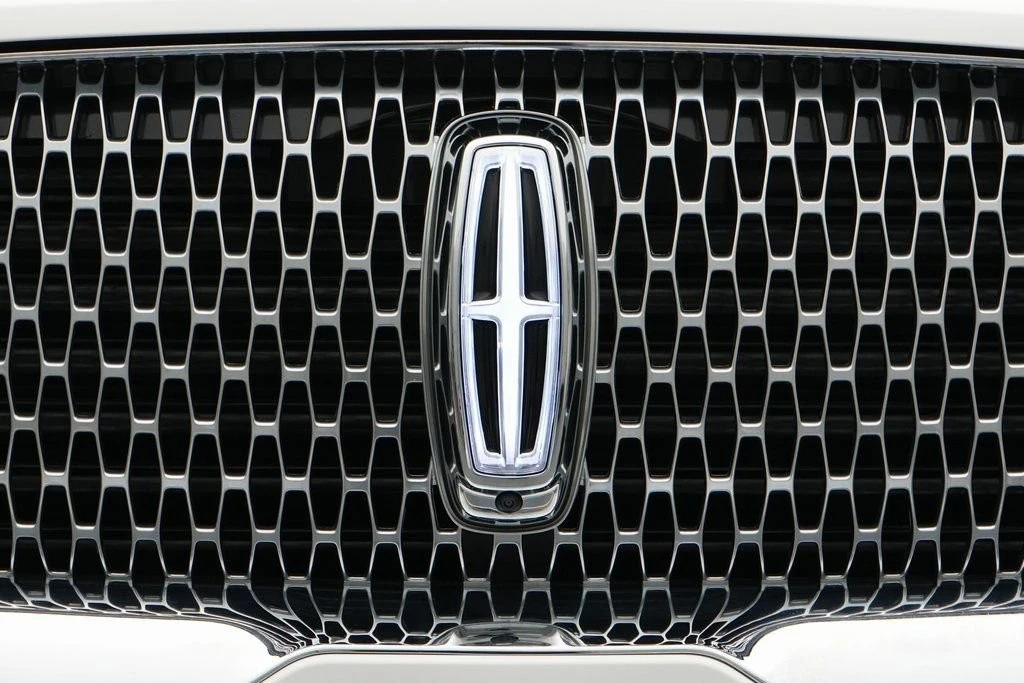 2024 Lincoln Navigator 4th Gen - Image 12 of 21