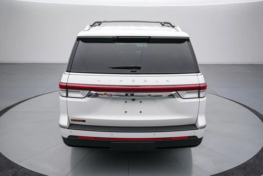 2024 Lincoln Navigator 4th Gen - Image 6 of 21