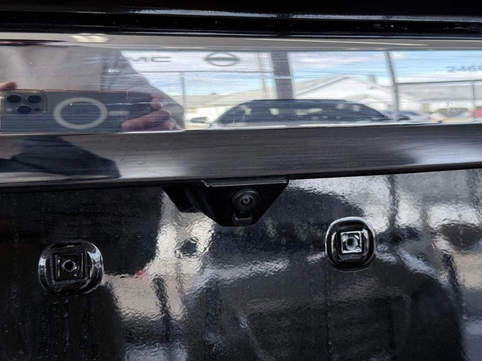 2024 Lincoln Navigator 4th Gen - Image 17 of 21