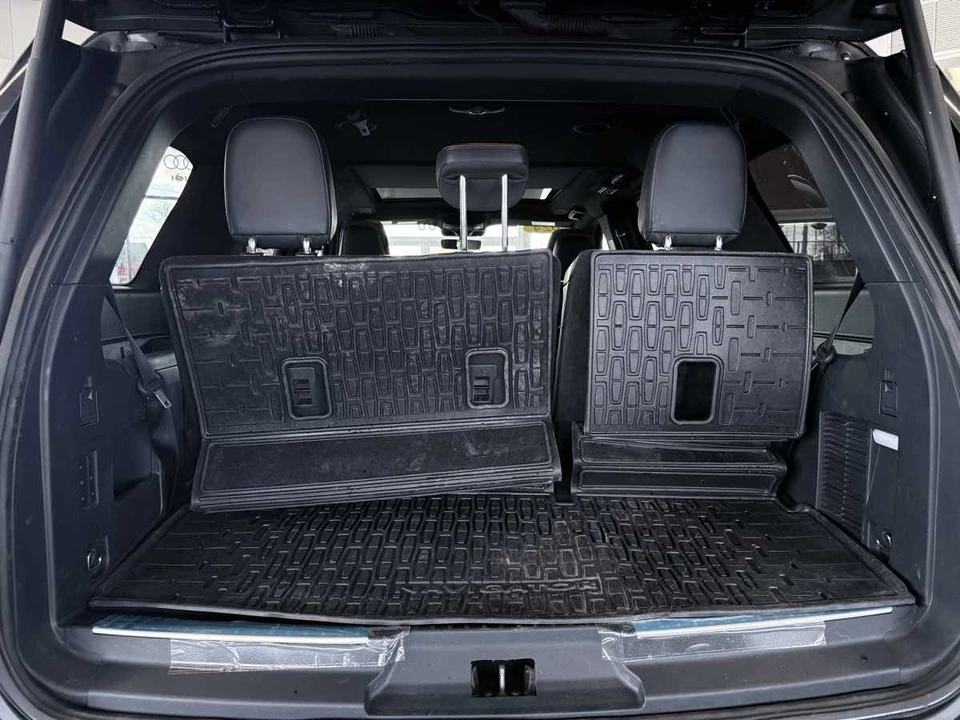 2024 Lincoln Navigator 4th Gen - Image 23 of 31