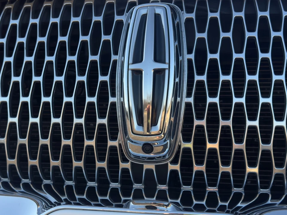 2024 Lincoln Navigator 4th Gen - Image 9 of 21