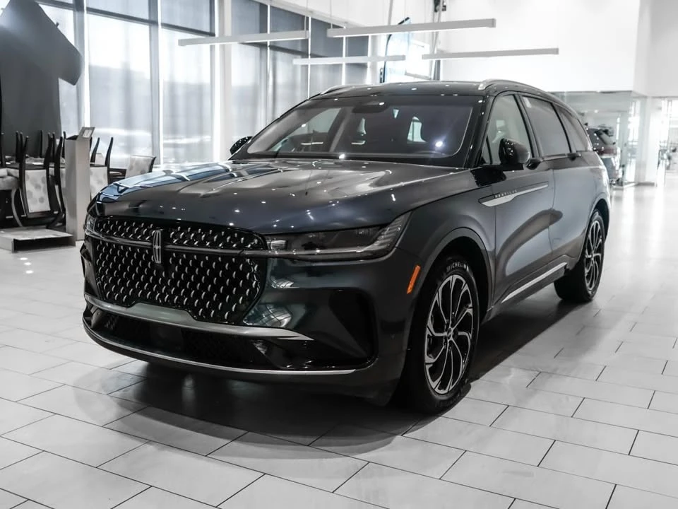 2024 Lincoln Nautilus - Image 7 of 10