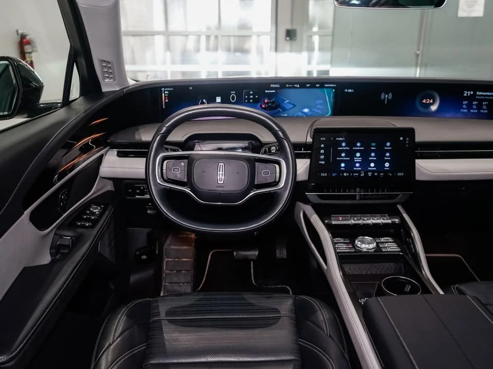 2024 Lincoln Nautilus - Image 10 of 10