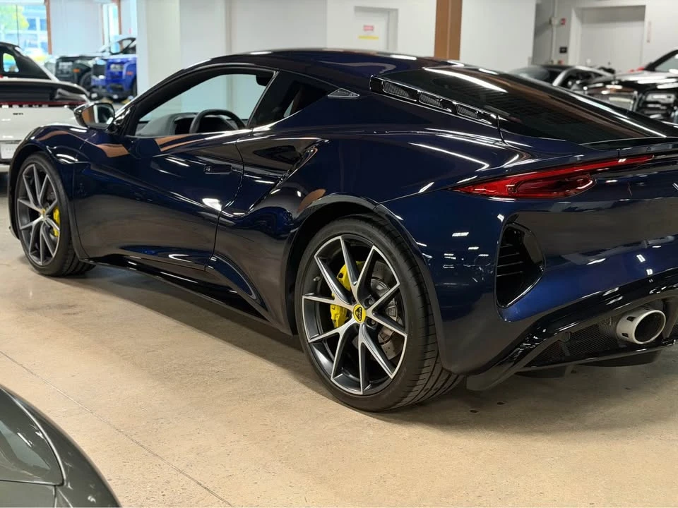 2024 Lotus Emira - Image 9 of 18