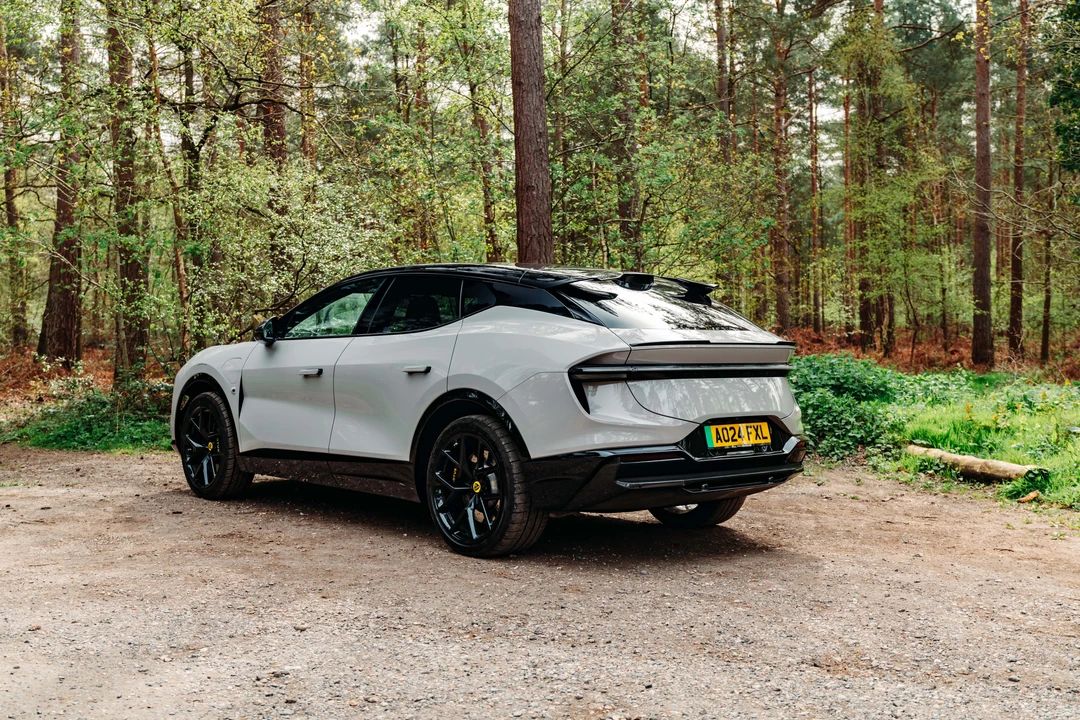 2024 Lotus Eletre - Image 5 of 31