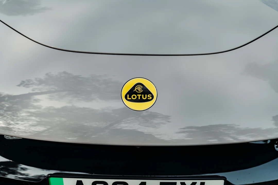 2024 Lotus Eletre - Image 15 of 31