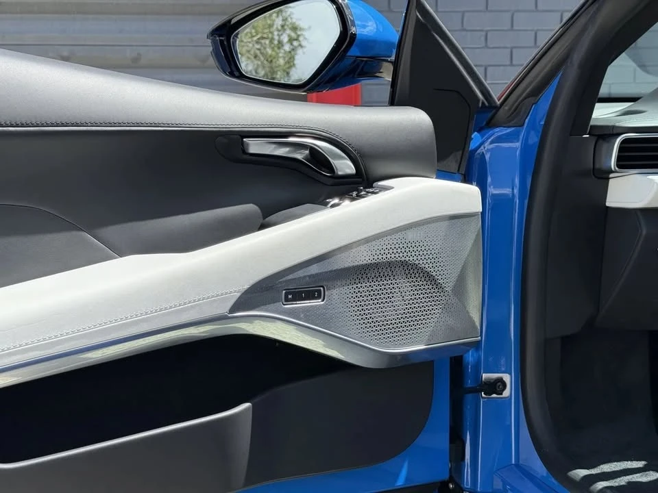 2024 Lotus Emira - Image 18 of 20