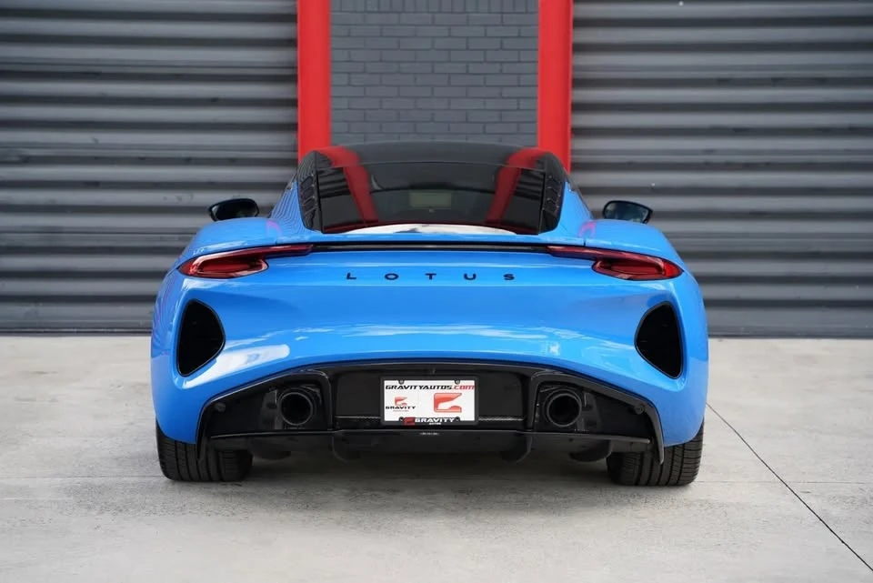 2024 Lotus Emira - Image 14 of 20