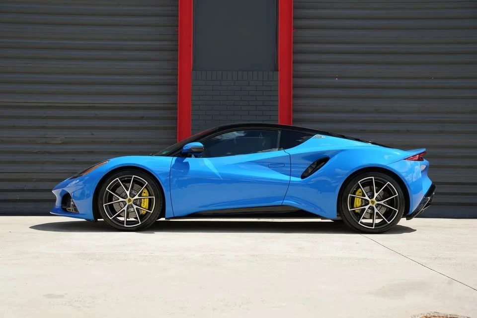 2024 Lotus Emira - Image 4 of 20