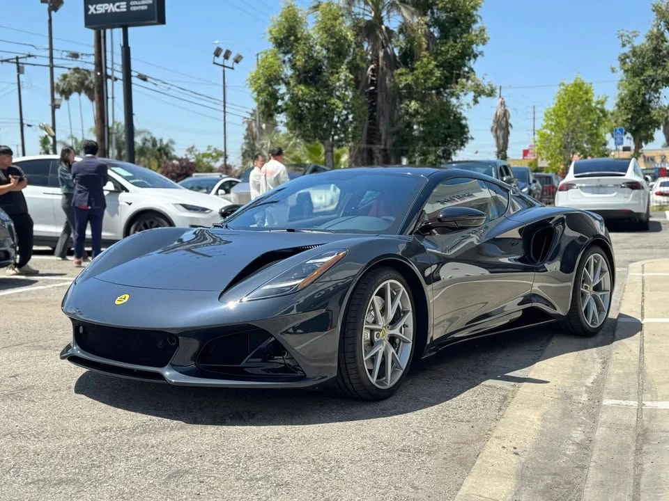 2024 Lotus Emira - Image 3 of 20