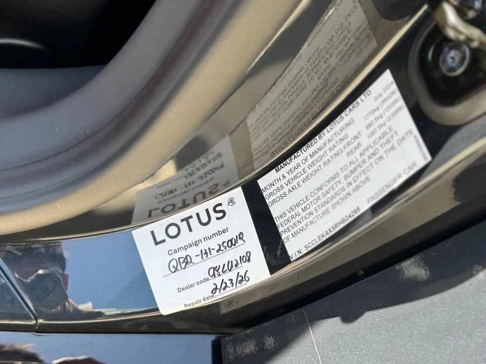 2024 Lotus Emira - Image 19 of 20
