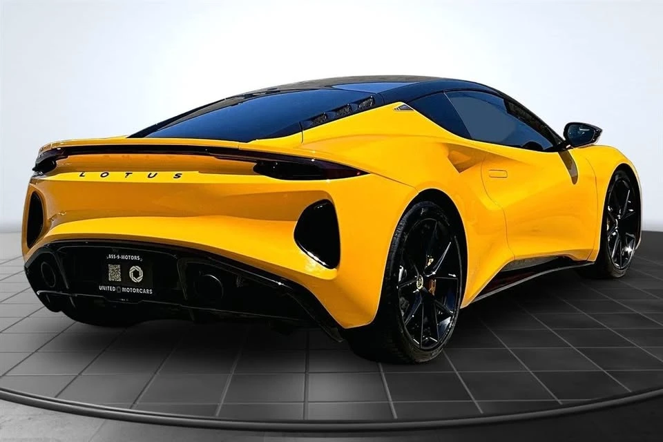 2024 Lotus Emira - Image 6 of 20