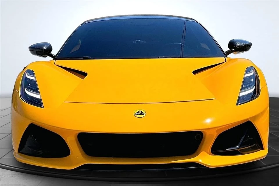 2024 Lotus Emira - Image 2 of 20