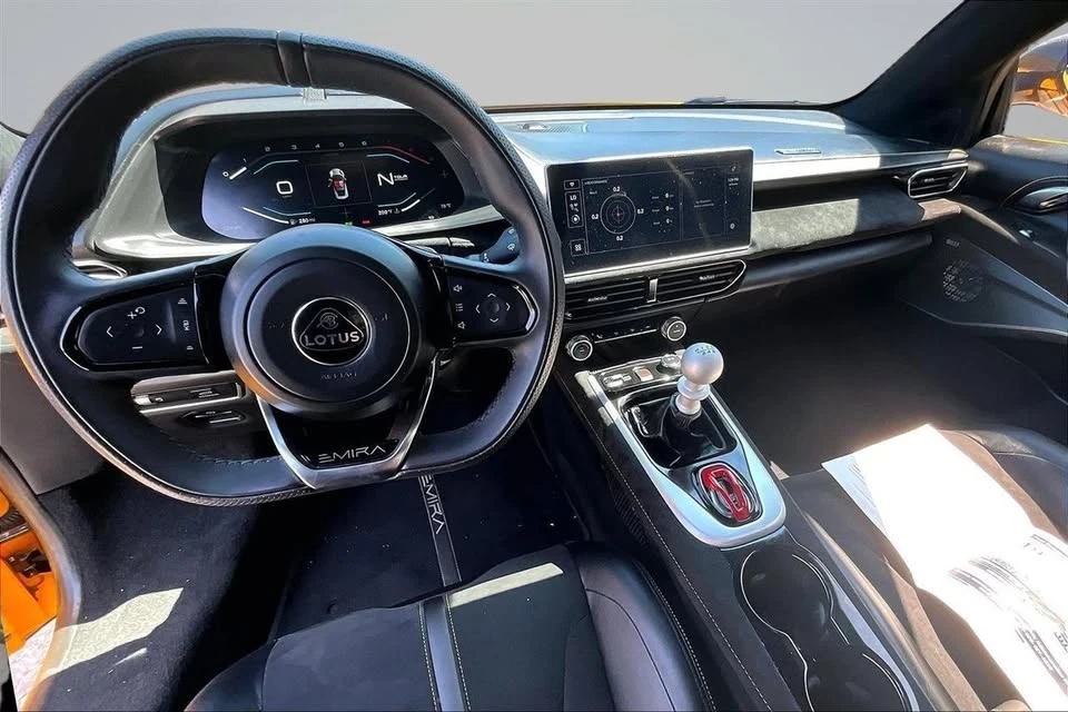2024 Lotus Emira - Image 7 of 20