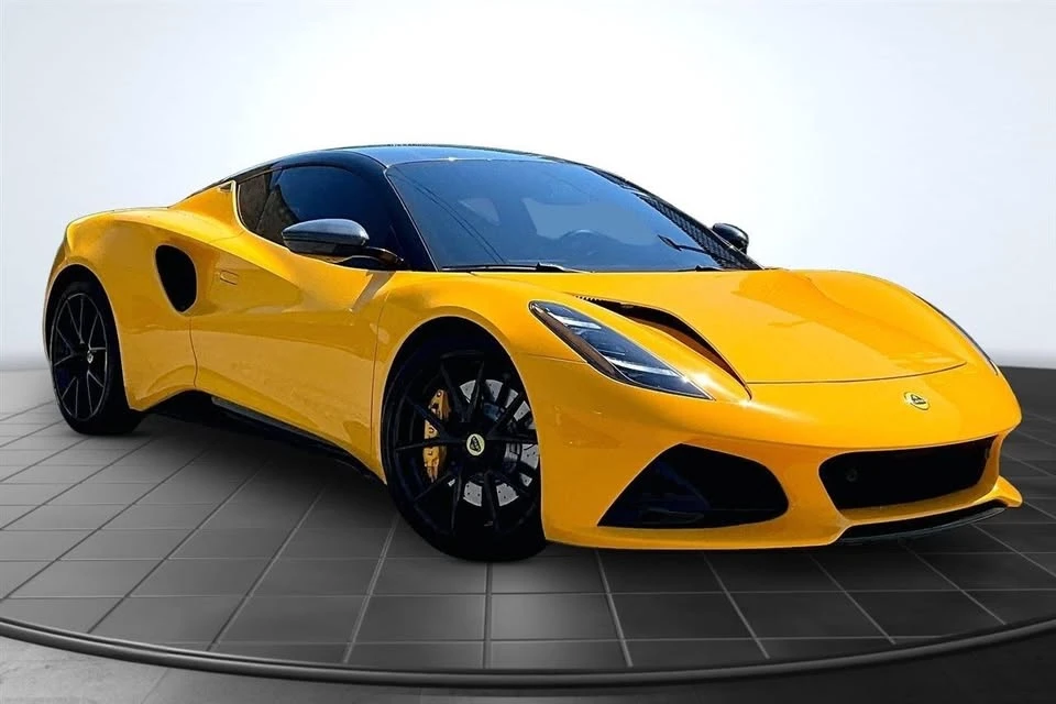 2024 Lotus Emira - Image 3 of 20