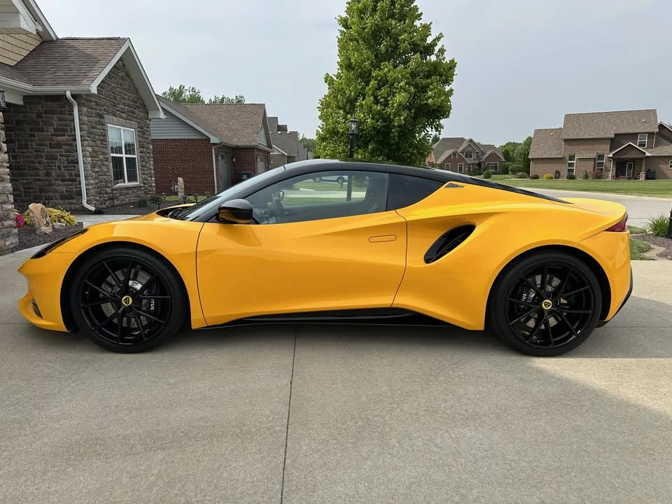 2024 Lotus Emira - Image 5 of 16