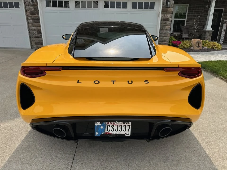 2024 Lotus Emira - Image 7 of 16