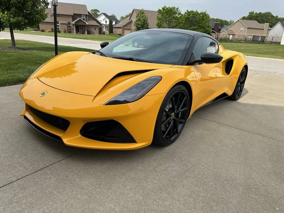 2024 Lotus Emira - Image 4 of 16