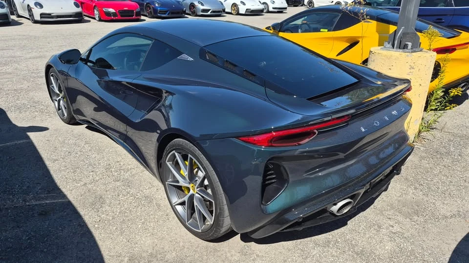 2024 Lotus Emira - Image 5 of 9