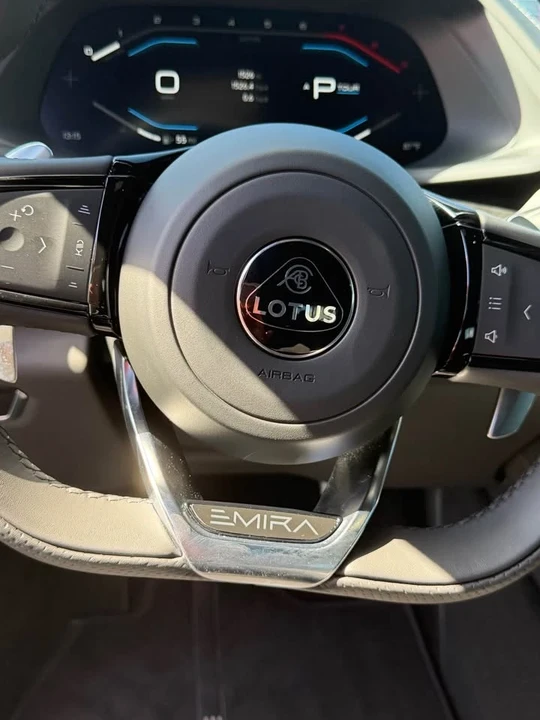 2024 Lotus Emira - Image 10 of 14