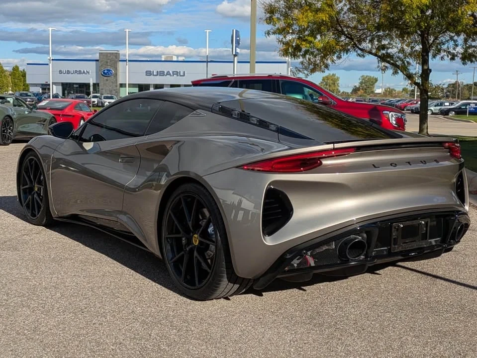2024 Lotus Emira - Image 5 of 17