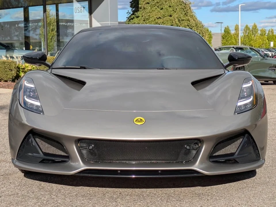 2024 Lotus Emira - Image 8 of 17