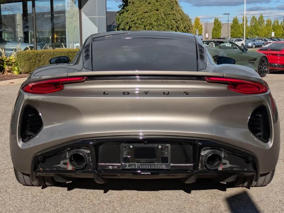 2024 Lotus Emira - Image 4 of 17