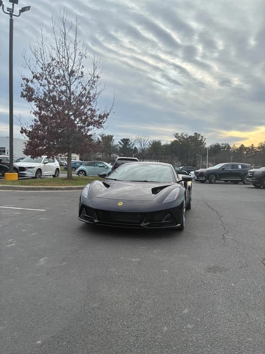 2024 Lotus Emira - Image 6 of 8